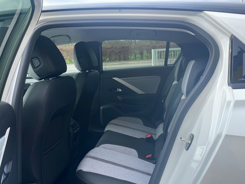 Opel Astra-L Limousine 5-türig Diesel – 4