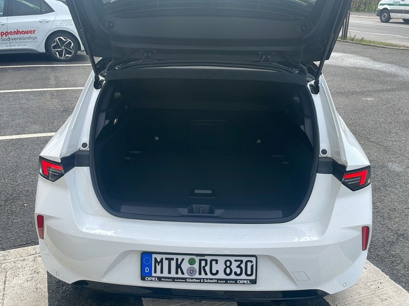 Opel Astra-L Limousine 5-türig Diesel – 5