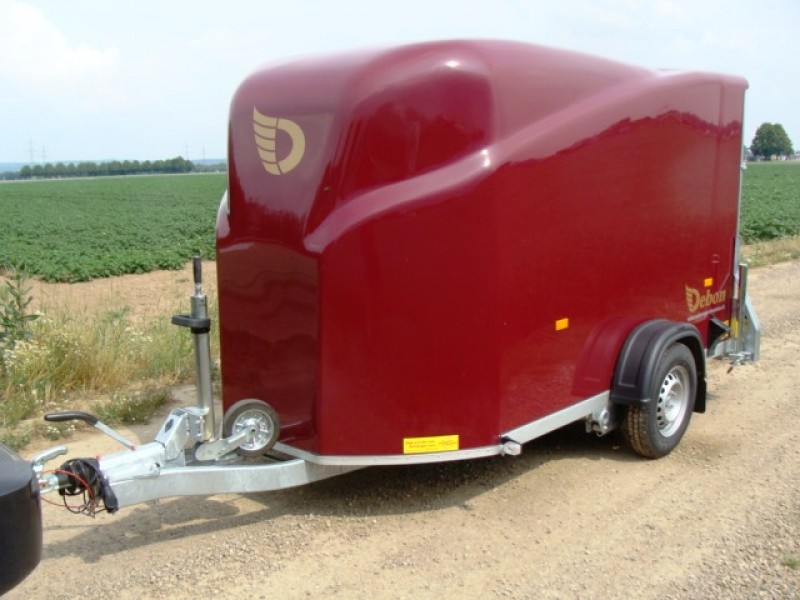 GfK Kofferanhänger mit Rampe + Seitentüre abschließbar 1300 kg gebremst 100 km/h 3000 x 1550 x 1750 – 3