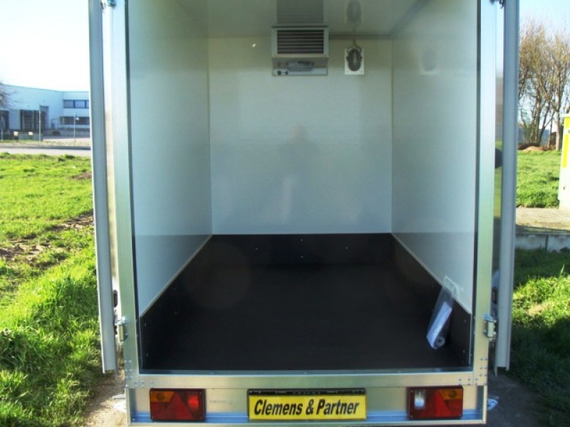 Kühlanhänger 750 kg Führerschein B einachser gebremst 2453x1446x1800 mm plus 2°C Kühlung 100 km/h – 3