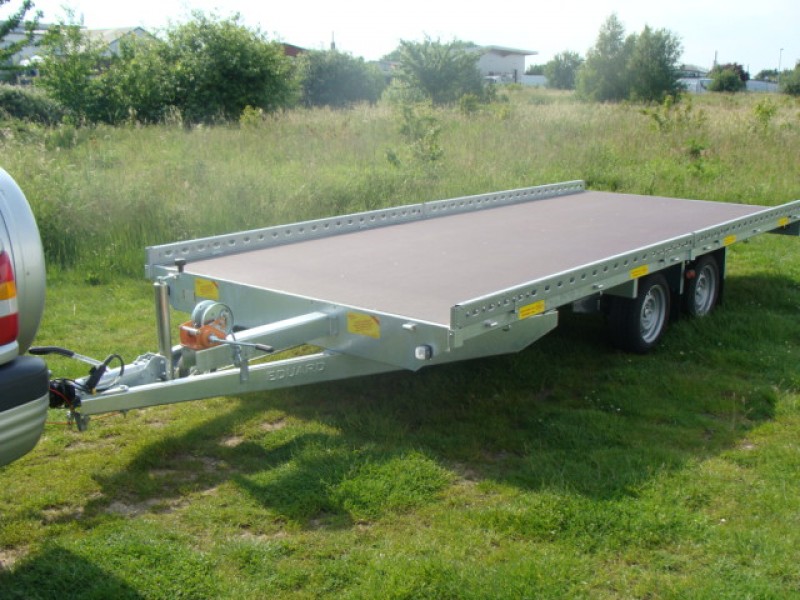 PKW Transporter Autotransporter 3000kg gebremst Seilwinde 100 km/h 5060x2190 mm Nutzlast 2200 kg