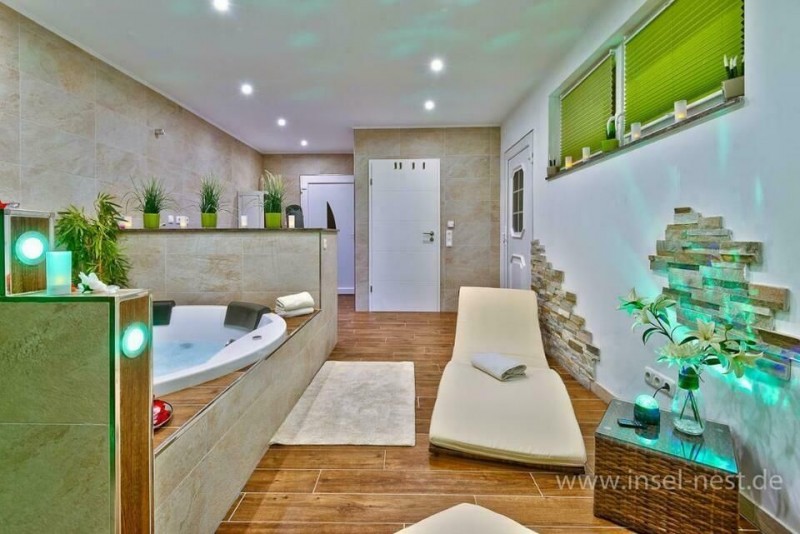 Whirlpoolsuite - Wunderland - Wellnessbereich mit Großraumwhirlpool und Wohlfühlsauna – 5