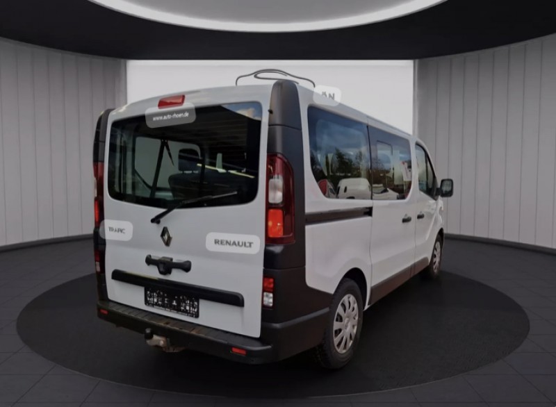 Renault Trafic 8 Sitzer – 2