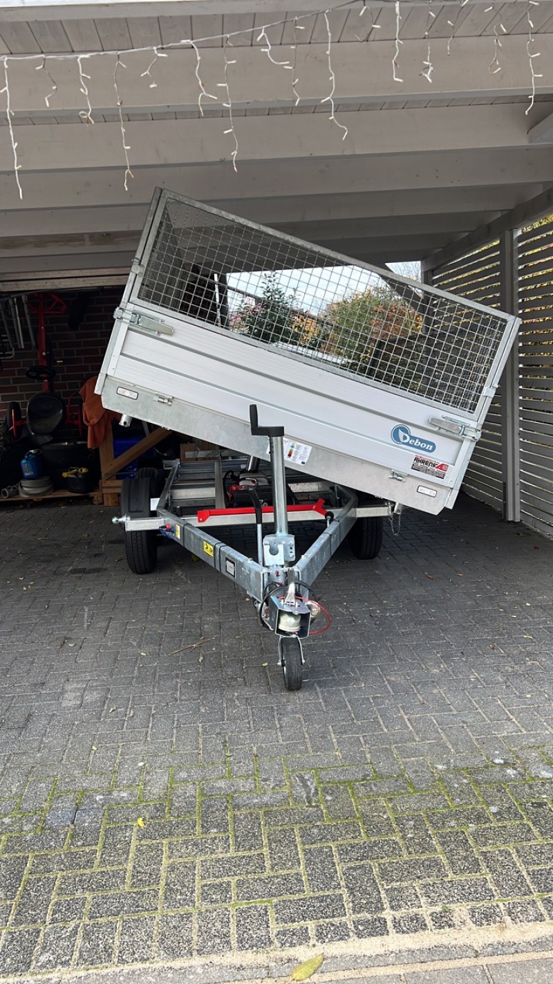 3-Seiten-Kipper mit hydraulischer Pumpe