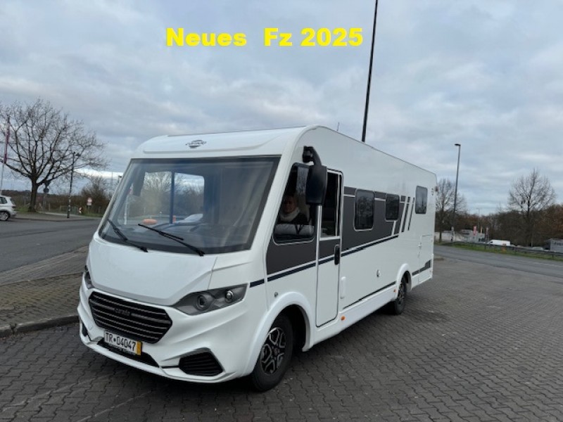 Neu in 2025 Wohnmobil der Extra Klasse: Carado I 449 Pro + 140 PS 8-Gang Autom., AHK. ALLE KM FREI
