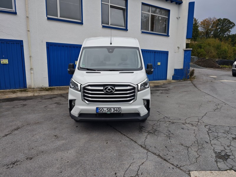 Bulli mieten Maxus Deliver vermieten Pkw Transporter Kastenwagen – 2