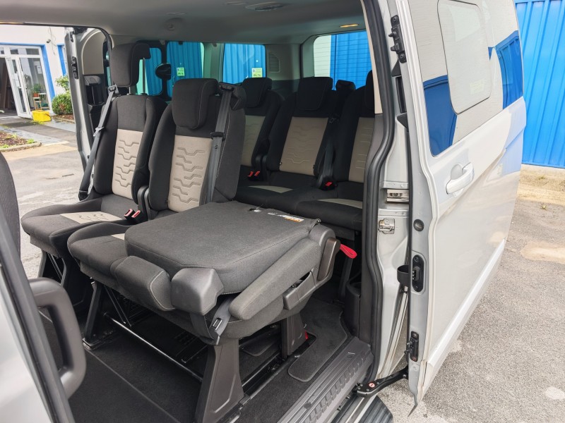 Ford Transit Custom L2 9-Sitzer Pkw Bulli vermieten Transporter – Thumbnail 8