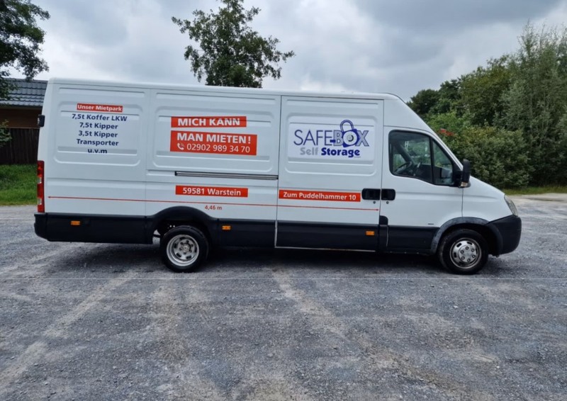 Bulli mieten Mercedes Sprinter PKW Transporter Kastenwagen – 2