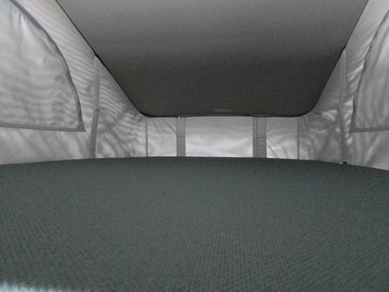 VW T7 California Beach 5-Sitzer mit AHK – Thumbnail 8