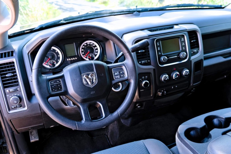 Dodge RAM 1500 (5 Sitze) 4x4 zum Selberfahren! – 5