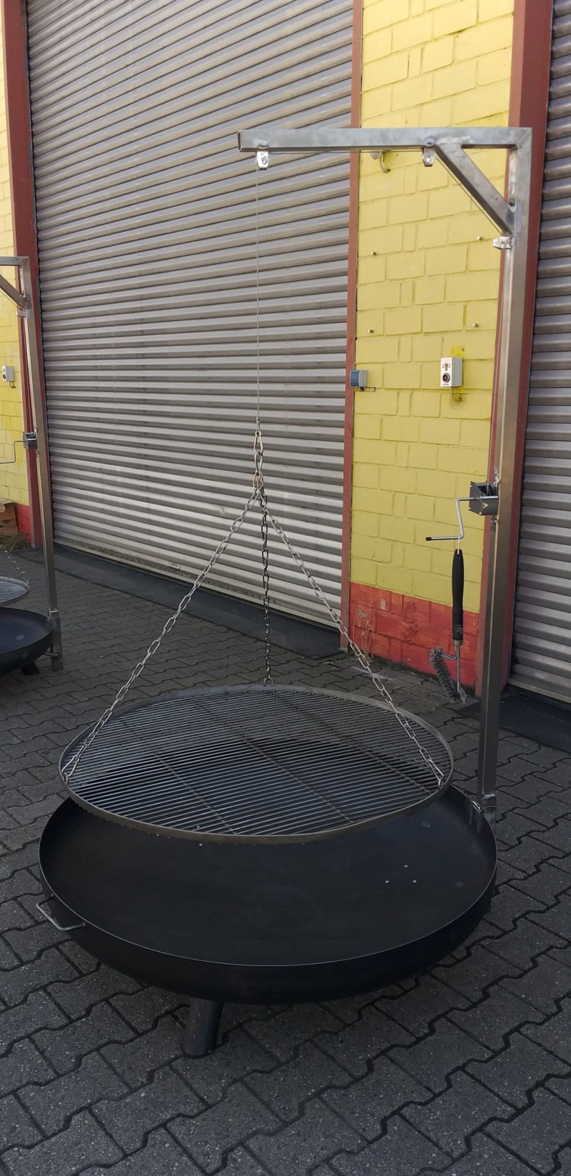 Schwenkgrill 900 mm Gartengrill Partygrill Feuerschale