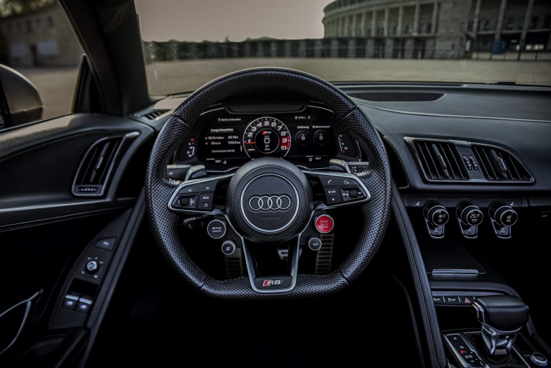 Audi R8 V10 Performance Spyder 2024 mieten Sportwagen Cabrio  – Thumbnail 7