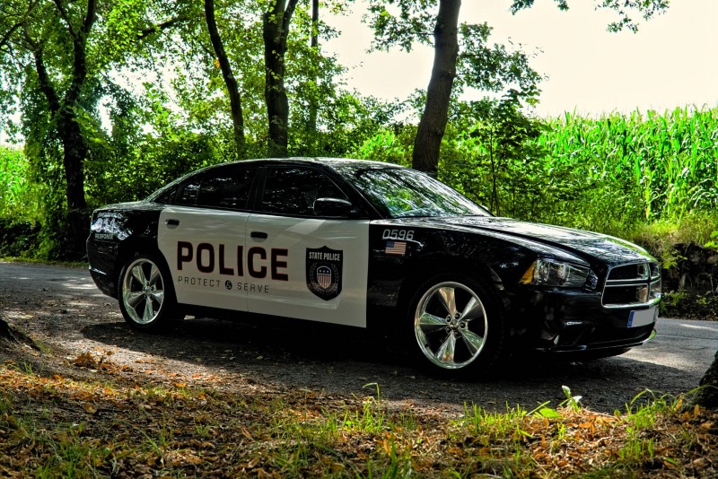 Dodge Charger RT/8 im "Police-Car-Design" zum Selberfahren! V8, 370 PS (271 KW), 5,7 Liter Hemi – 4