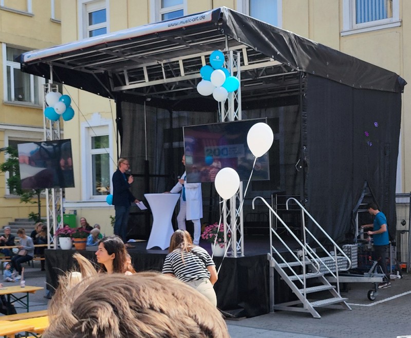 Mobile Bühne 30m² - Multistage für Stadtfest, Events, Festivals &amp; Konzert – 2