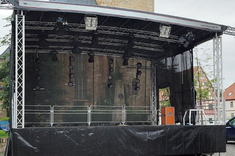 Rundbogen-Bühne 45m² – Multistage für Stadtfest, Präsentation, Roadshow, Events und Konzert – 2