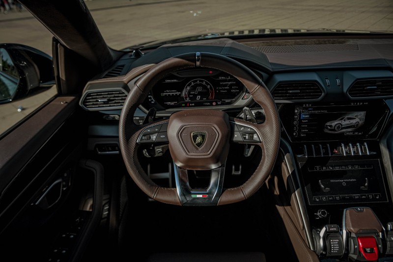 Lamborghini Urus S mieten Lambo SUV Sportwagen Hochzeitsauto Exot – Thumbnail 7