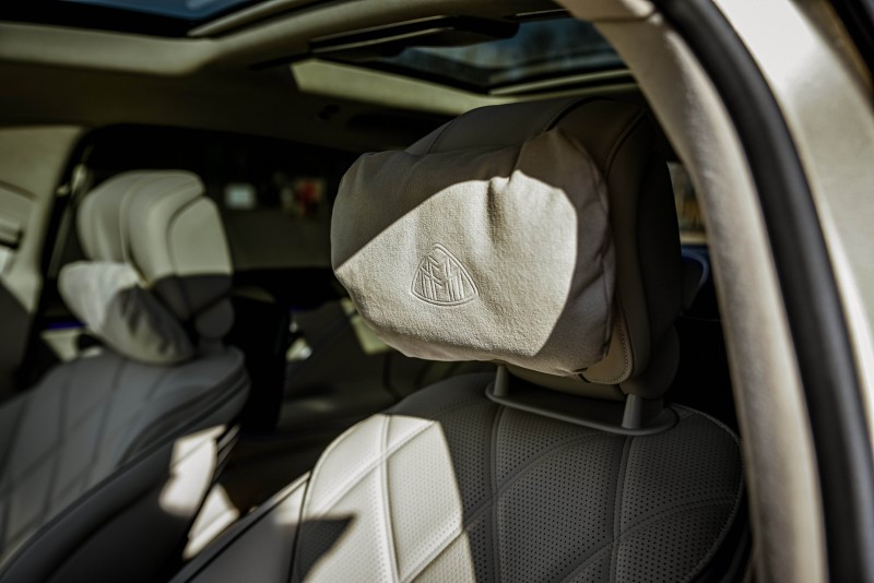 Mercedes-Benz Maybach S680 2025 V12 mieten Berlin Hochzeitswagen Brautauto Luxusauto S-Klasse – Thumbnail 6