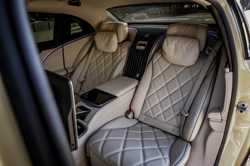 Mercedes-Benz Maybach S680 2025 V12 mieten Berlin Hochzeitswagen Brautauto Luxusauto S-Klasse – Thumbnail 8