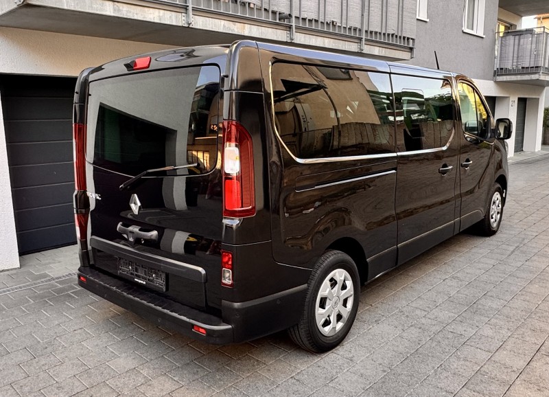 Transporter 9 Sitzer Renault Trafic – 2