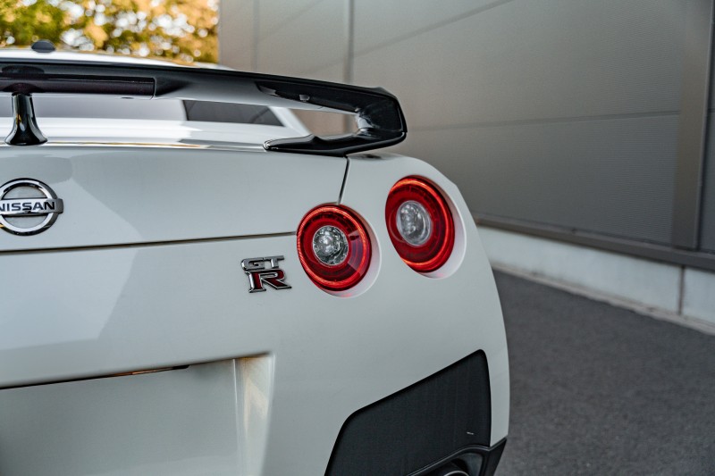 Nissan Skyline GT-R R35  550ps Sportwagen mieten bei ECC Rent Weiterstadt GUTSCHEIN – Thumbnail 7