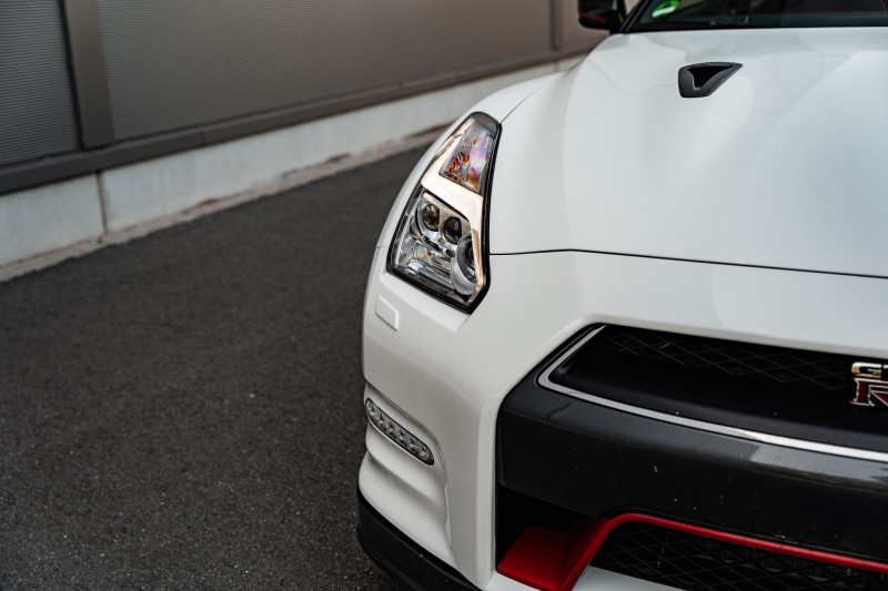 Nissan Skyline GT-R R35  550ps Sportwagen mieten bei ECC Rent Weiterstadt GUTSCHEIN – Thumbnail 9