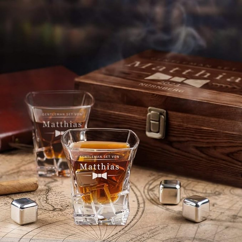 Whiskysteine Set in Holzbox 8 Eiswürfel widerverwendbar Edelstahlzange 2 Whiskygläser Samtbeutel – 2