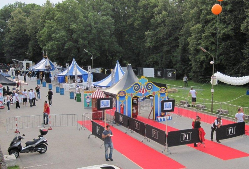 Event-Pakete zum Thema Jahrmarkt, Circus, Show, Weihnachten und Oktoberfest – Thumbnail 8