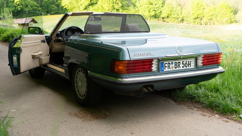 Mercedes-Benz 560 SL R107, Oldtimer, Sportwagen - Anlieferung gegen Aufpreis! – 2