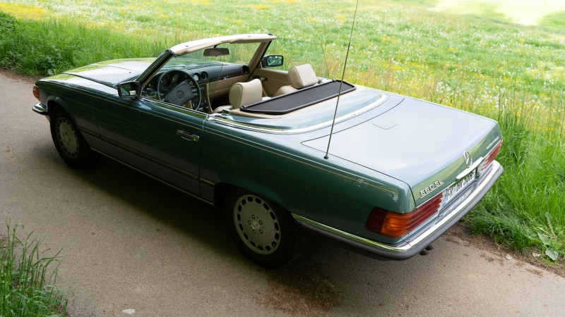 Mercedes-Benz 560 SL R107, Oldtimer, Sportwagen - Anlieferung gegen Aufpreis! – Thumbnail 6
