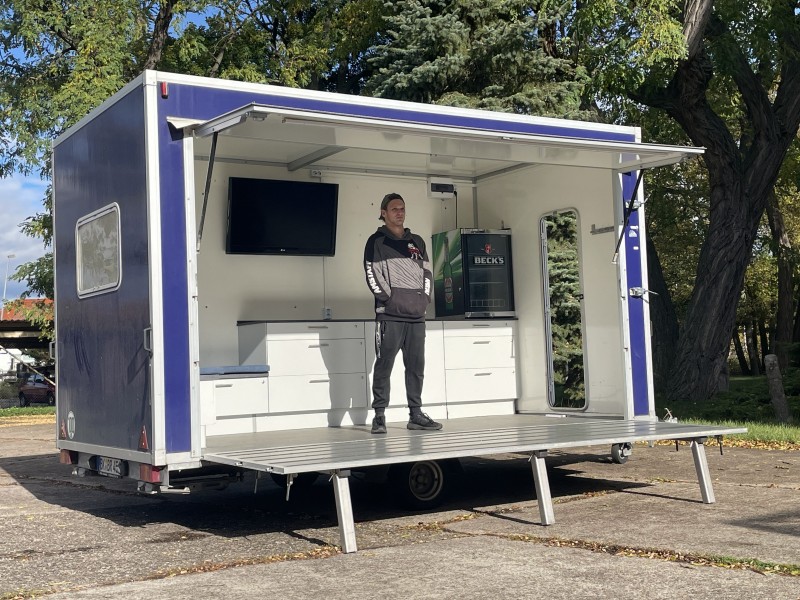 Messe &amp; Promotionen Trailer für Roadshow, Kampagne, Wahlkampf, Kundgebung, Messen und andere Events