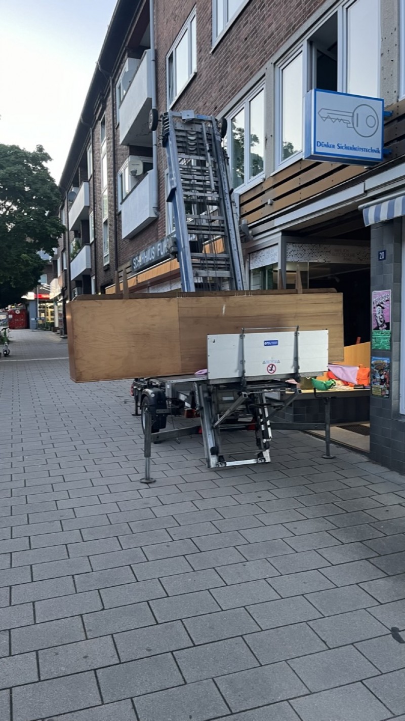 Möbellift &amp; Schräglift inkl. Bediener – Umzug &amp; Möbel – Hamburg – Thumbnail 28