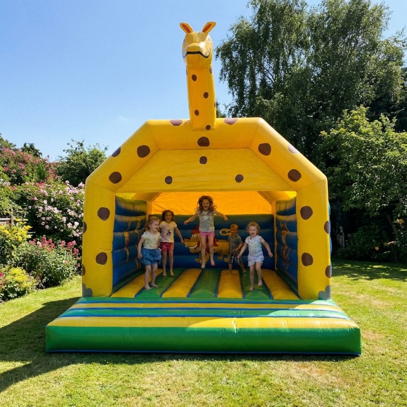 Hüpfburg Giraffe mieten – Safari-Action pur: Der Riese, den kein Kind übersieht! – 3