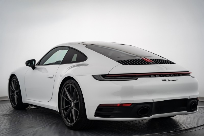 Porsche 911 Carrera – 4
