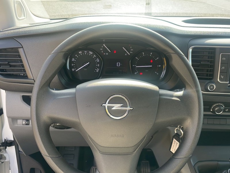 Opel Vivaro Combi – Thumbnail 6