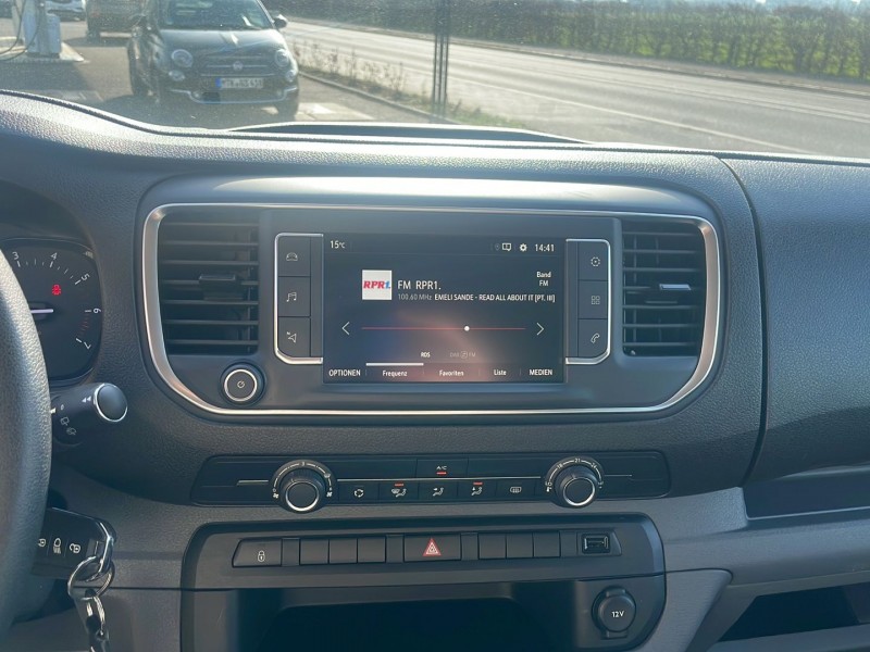 Opel Vivaro Combi – Thumbnail 8