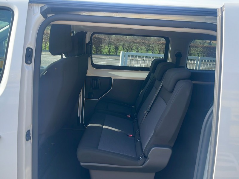 Opel Vivaro Combi – Thumbnail 6