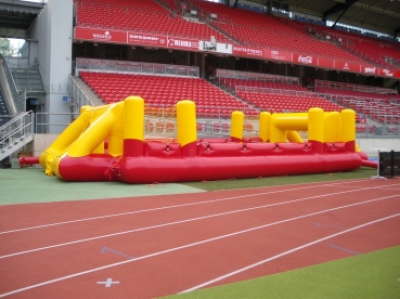 Riesenkicker/ Human Table Soccer/ Tischfussball/ Kicker/ Menschenkicker, inkl. Betreuung. – 2