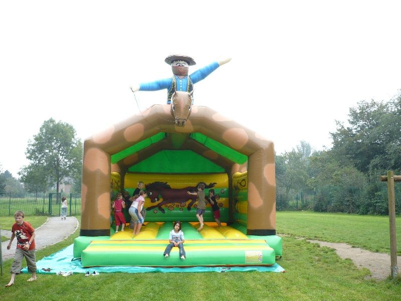 Rodeo BULLRIDING Anlage inkl. Techniker und Auf- und Abbau – 2