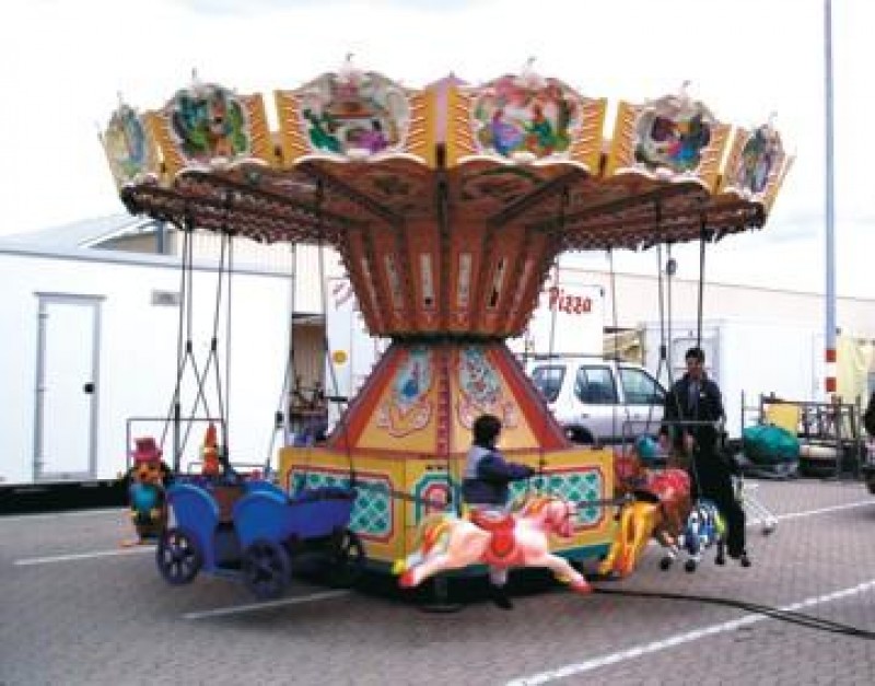 Kinderkarussell...