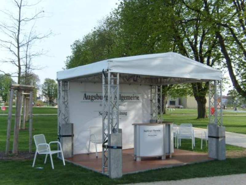 Outdoor Messestand 3x4m mit Dachplane weiß