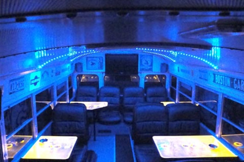 Partybus 8 bis 26 Sitzplätze US School Bus-Bar – Thumbnail 7