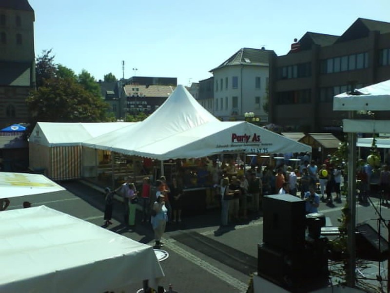 Festzelte mit Boden / Partyzelt ohne Boden // per E-Mail: info@party-as.com / per Tel:02161/4767751 – Thumbnail 6
