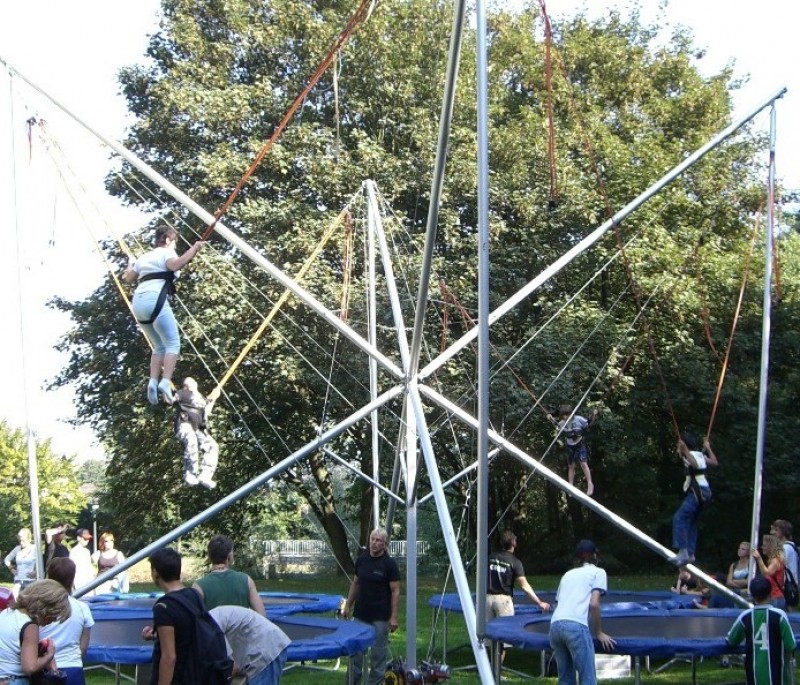 Quadro Jump / Quarter Tramp / Bungee / Trampolin / Vierertrampolin / Trampolinanlage – 2