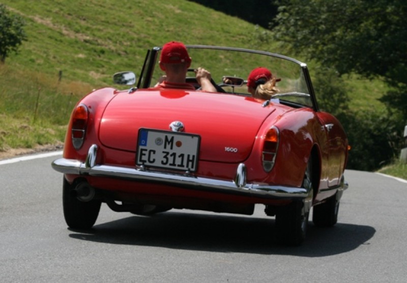 Alfa Romeo Giulia Spider Cabrio – 2