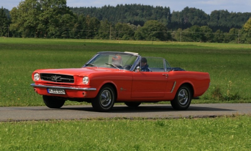 Ford Mustang V8 Cabrio – 3