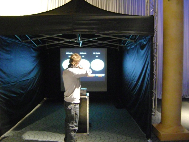 Laserschussanlage im Zelt / Laser Shoot / Laser Shooting