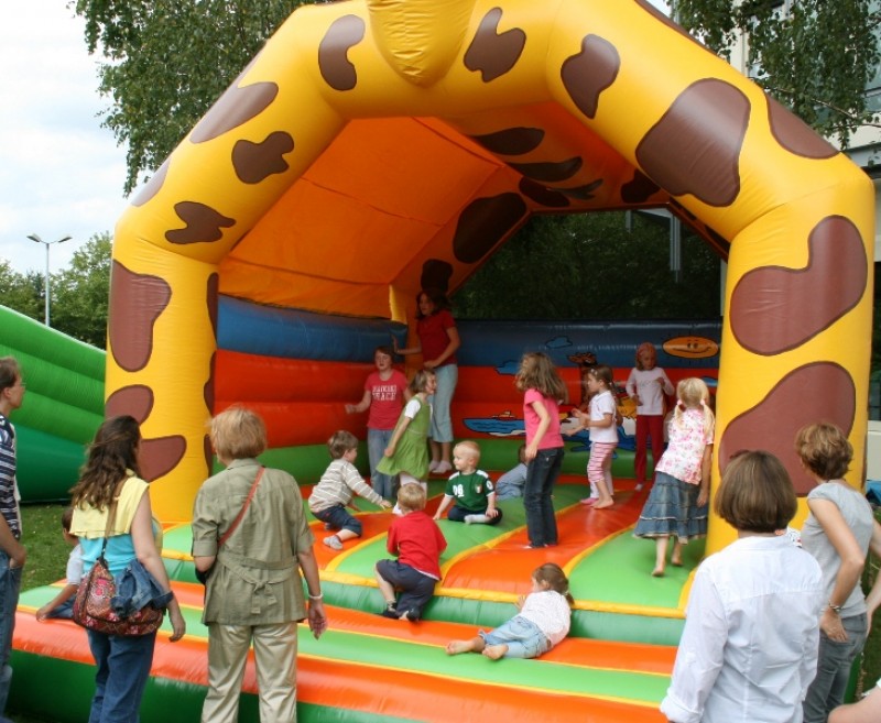 Hüpfburg Giraffe – 3