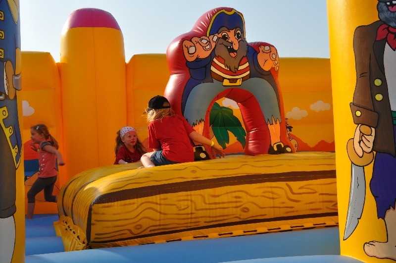 Piratenschiff - Hüpfburg mieten – 3