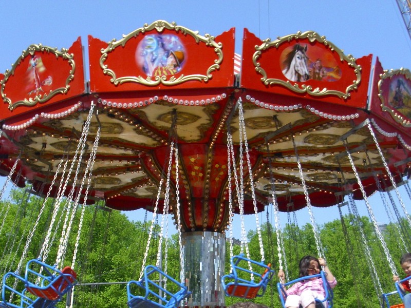 Karussell, KettenKarussell, Kinder Karussell, Karussell für Kinder