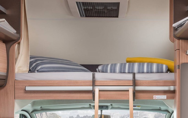 Knaus SKY Traveller 600 DKG familienfreundliches Alkoven Wohnmobil mit